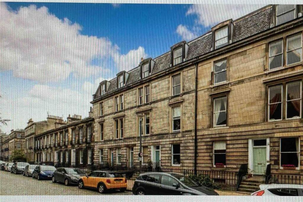 Appartamento Charming Flat In Quiet Street In Stockbridge Edimburgo Esterno foto